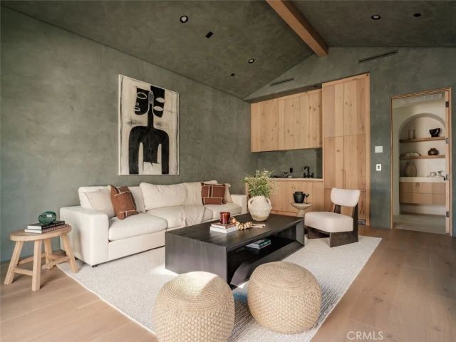 11746 Blix, Valley Village, CA 91607