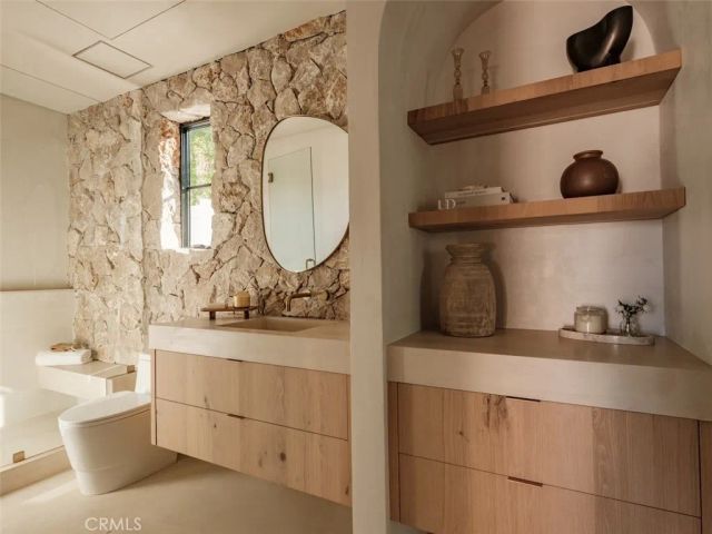 11746 Blix, Valley Village, CA 91607