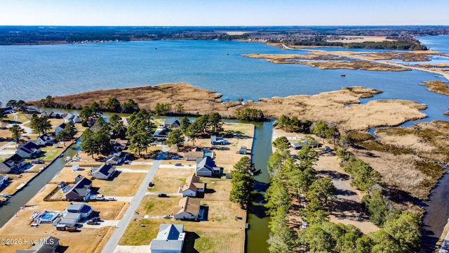112 Canadian Goose Drive, Currituck, NC 27929