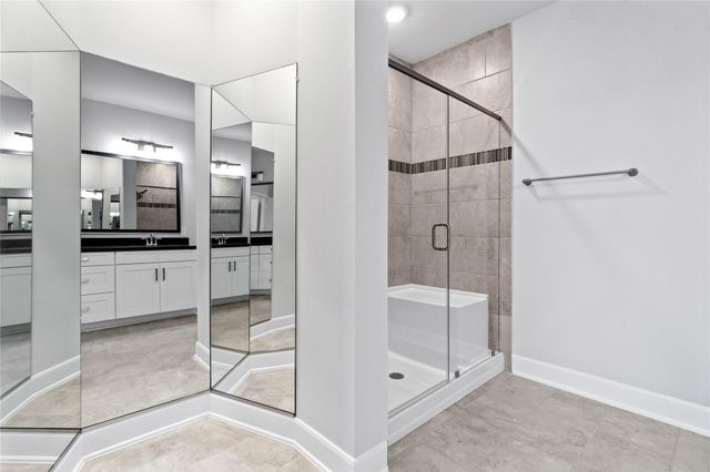 6804 Westview Drive 3404, Houston, TX 77055