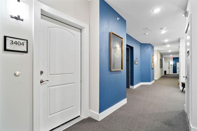 6804 Westview Drive 3404, Houston, TX 77055