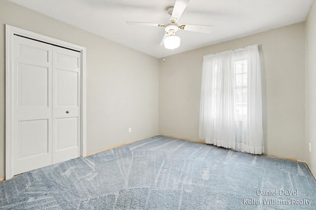8825 Cottonwood Drive, Jenison, MI 49428