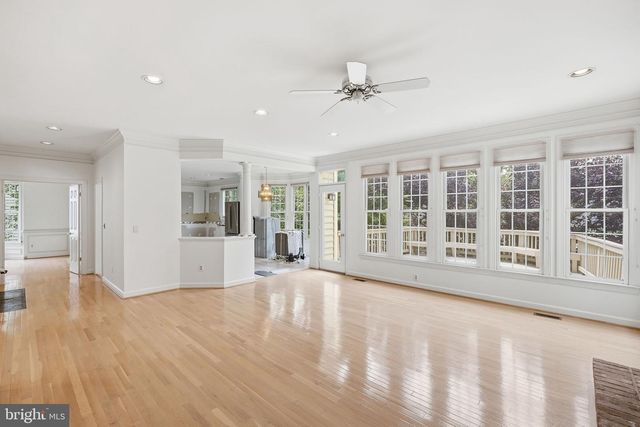 10417 SNOW POINT DR, Bethesda, MD 20814