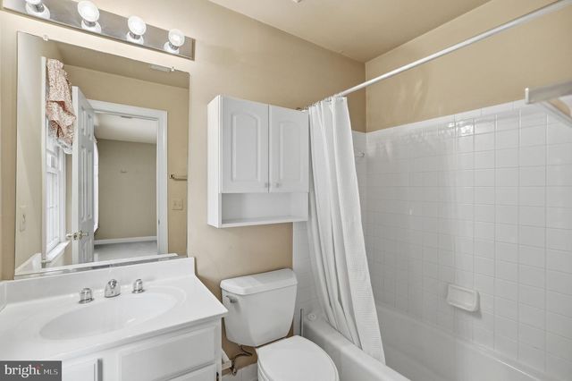10417 SNOW POINT DR, Bethesda, MD 20814
