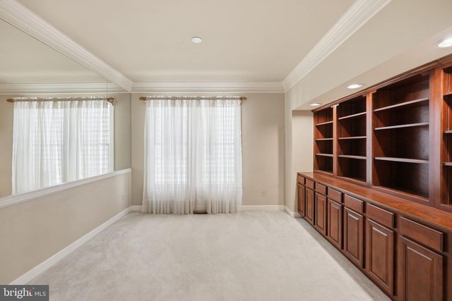 10417 SNOW POINT DR, Bethesda, MD 20814