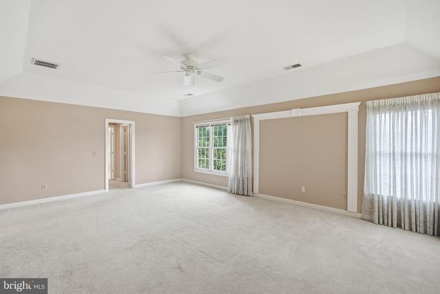 10417 SNOW POINT DR, Bethesda, MD 20814