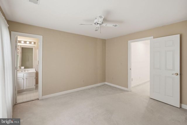 10417 SNOW POINT DR, Bethesda, MD 20814