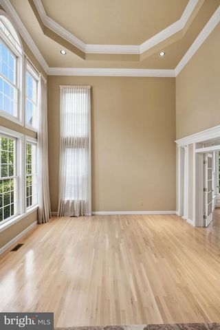 10417 SNOW POINT DR, Bethesda, MD 20814