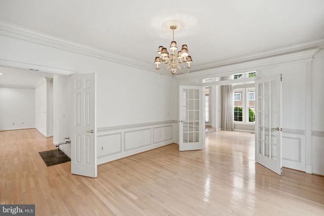 10417 SNOW POINT DR, Bethesda, MD 20814