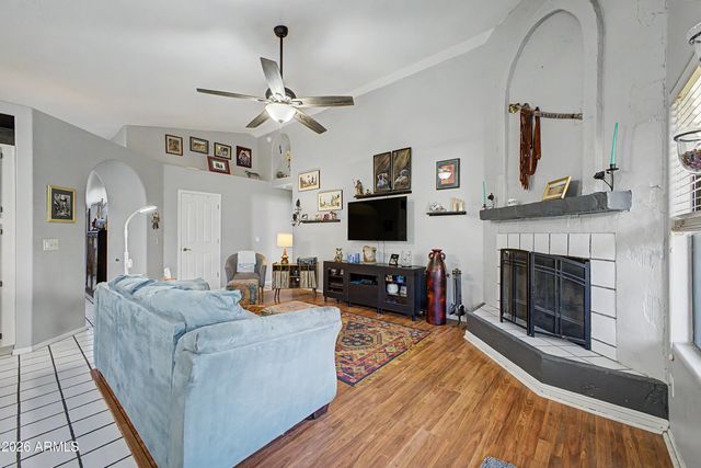 407 E CENTURY Avenue, Gilbert, AZ 85296