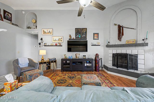 407 E CENTURY Avenue, Gilbert, AZ 85296