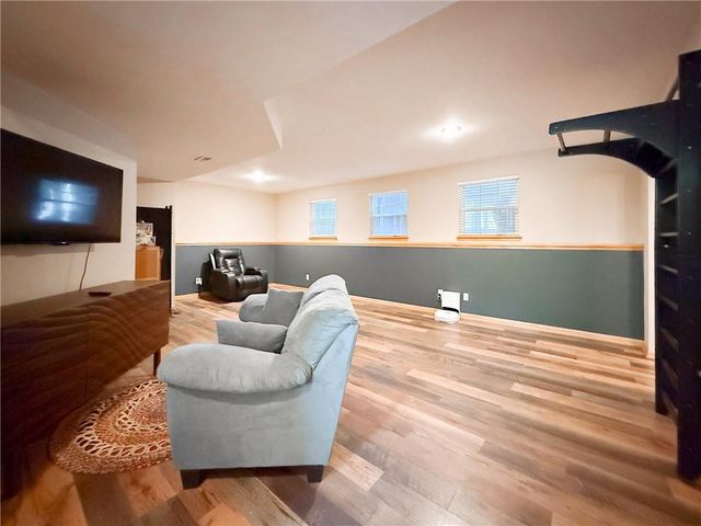 19205 E COLONY Court, Independence, MO 64058