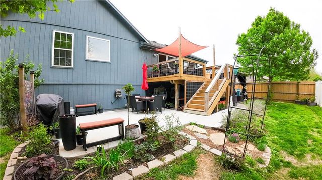 19205 E COLONY Court, Independence, MO 64058