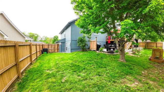 19205 E COLONY Court, Independence, MO 64058