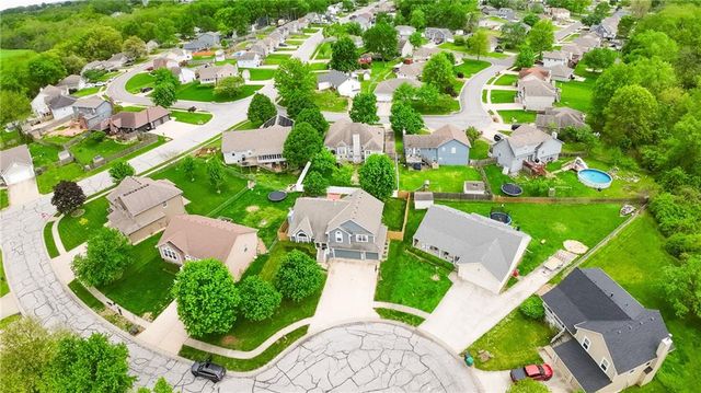 19205 E COLONY Court, Independence, MO 64058