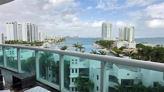 7900 Harbor Island Dr 703, North Bay Village, FL 33141