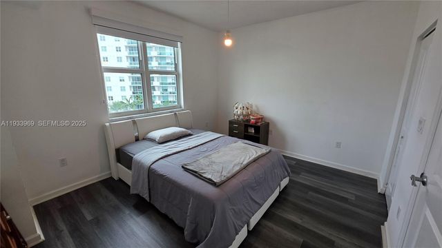 7900 Harbor Island Dr 703, North Bay Village, FL 33141