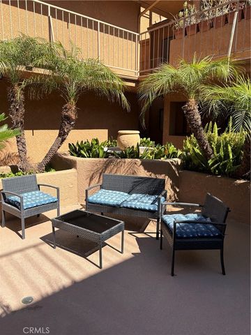 1509 Stanley 110, Long Beach, CA 90804