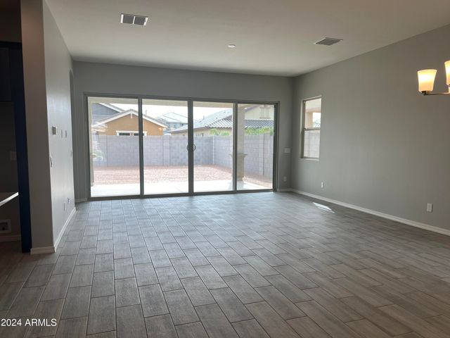 15963 W Montana De Oro Drive, Surprise, AZ 85387