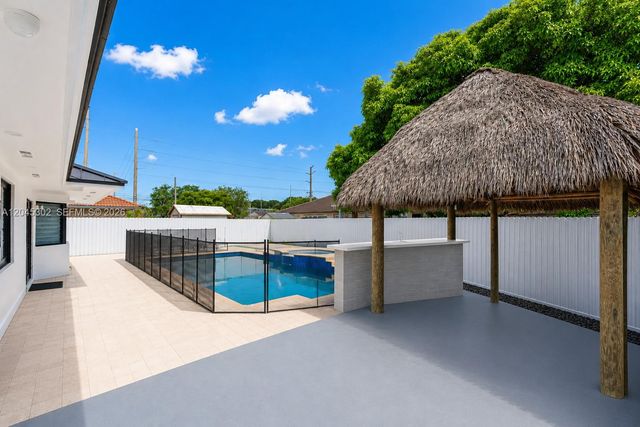 14712 SW 176th Ter, Miami, FL 33187