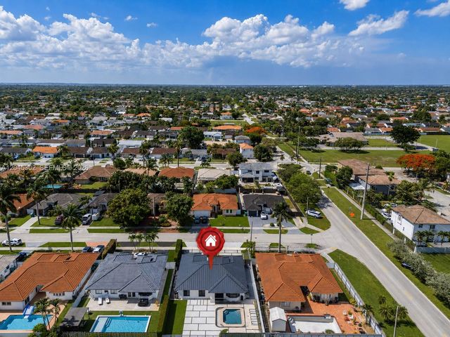 14712 SW 176th Ter, Miami, FL 33187