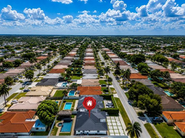 14712 SW 176th Ter, Miami, FL 33187