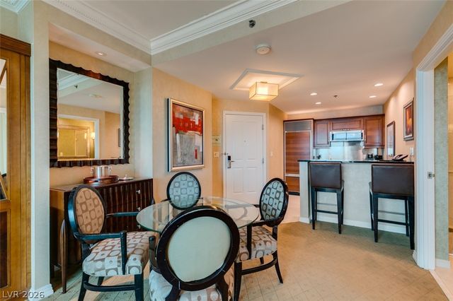 145 East HARMON Avenue 2620, Las Vegas, NV 89109