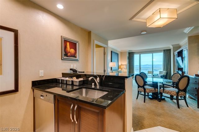 145 East HARMON Avenue 2620, Las Vegas, NV 89109