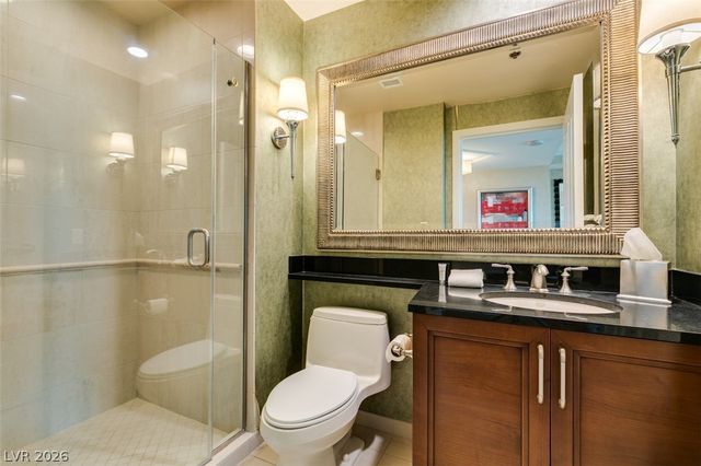 145 East HARMON Avenue 2620, Las Vegas, NV 89109