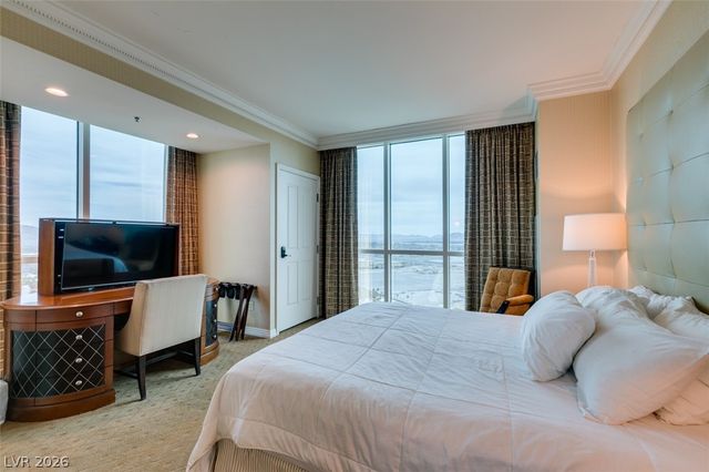 145 East HARMON Avenue 2620, Las Vegas, NV 89109