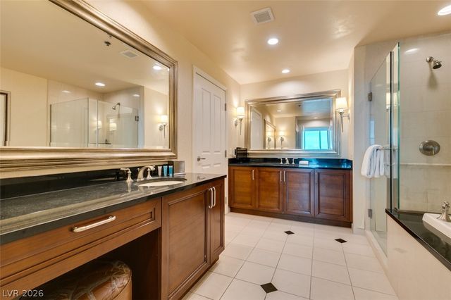 145 East HARMON Avenue 2620, Las Vegas, NV 89109