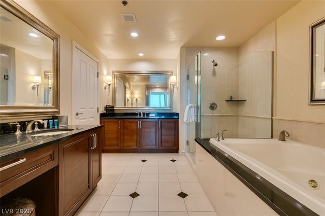 145 East HARMON Avenue 2620, Las Vegas, NV 89109