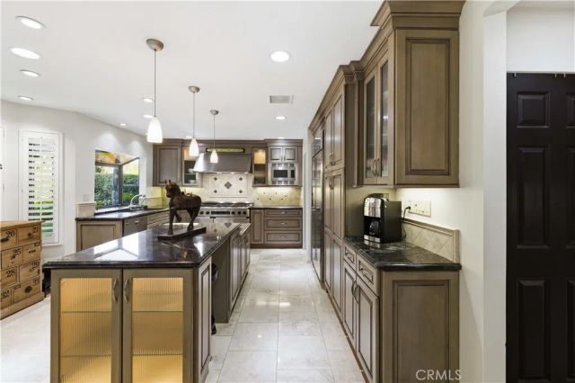 22029 Rodeffer Place, Saugus, CA 91350