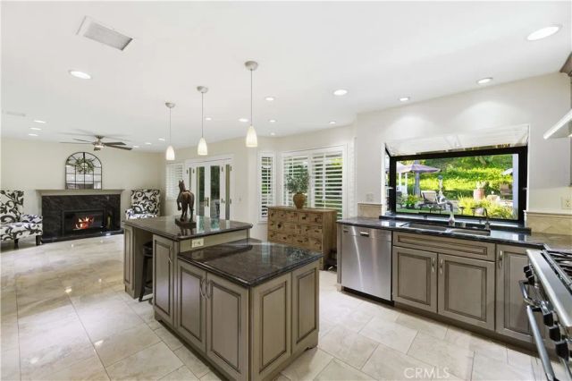22029 Rodeffer Place, Saugus, CA 91350