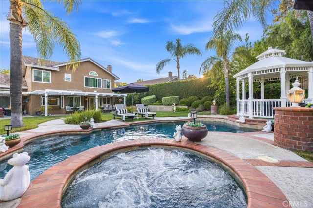 22029 Rodeffer Place, Saugus, CA 91350