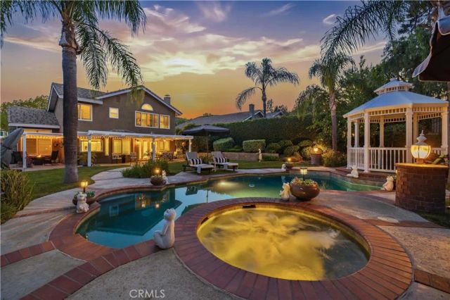 22029 Rodeffer Place, Saugus, CA 91350