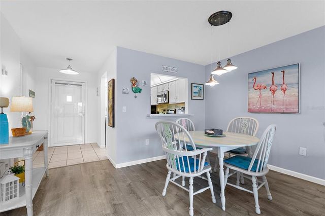 340 THREE LAKES LANE F, Venice, FL 34285