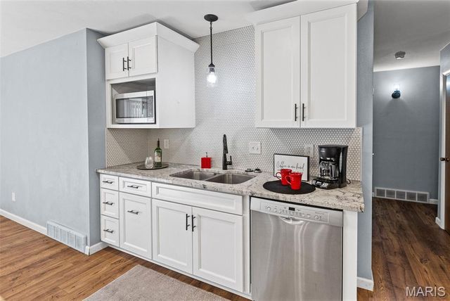 9 Joseph Drive, Fairview Heights, IL 62208