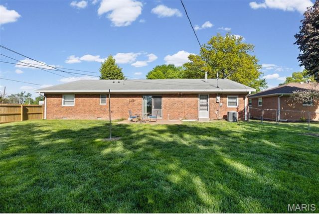 9 Joseph Drive, Fairview Heights, IL 62208