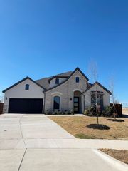 205 Vineyard Lane, Midlothian, TX 76065