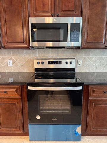 6806 Sable River Court, Missouri City, TX 77459