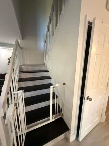 283 Woodland Rd 283, Palm Springs, FL 33461