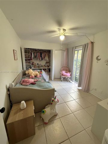 283 Woodland Rd 283, Palm Springs, FL 33461