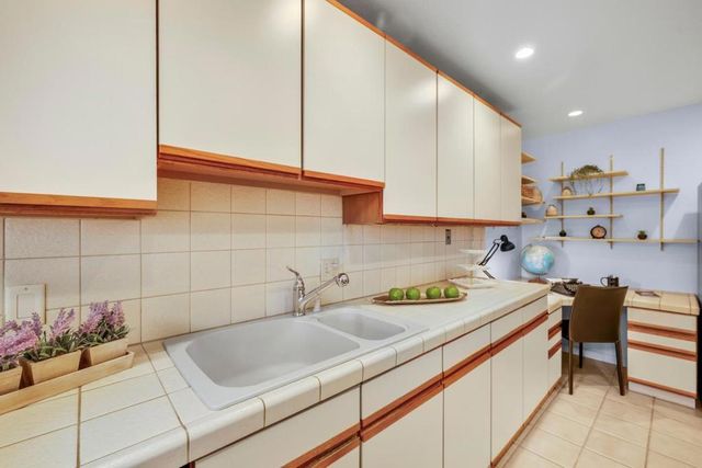 1033 Shell Boulevard 7, Foster City, CA 94404