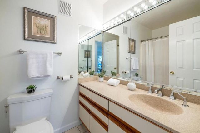 1033 Shell Boulevard 7, Foster City, CA 94404