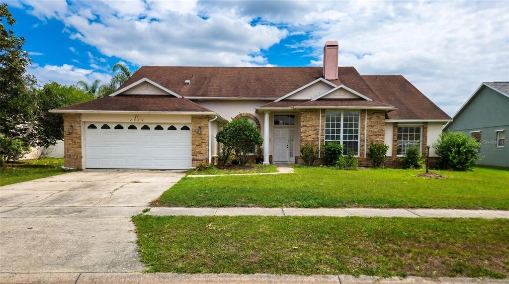 Image 1 of property listing at 2003 TIPTREE CIRCLE, Orlando, FL 32837