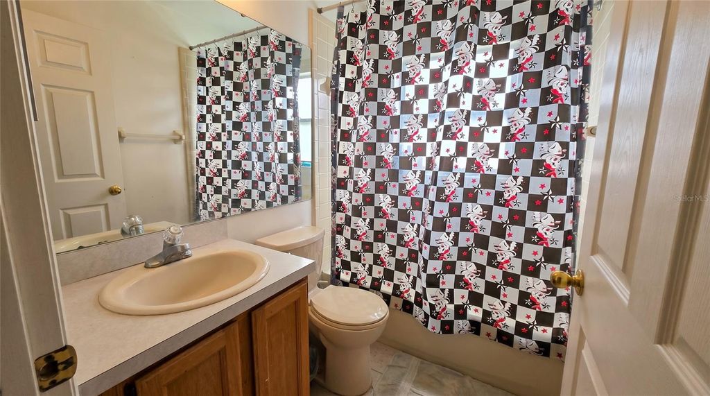 Image 27 of property listing at 2003 TIPTREE CIRCLE, Orlando, FL 32837