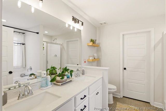 1128 Mayfern Drive, Hope Mills, NC 28348