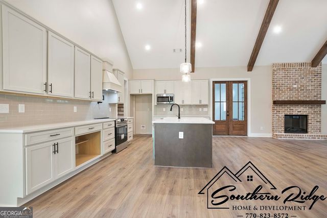 140 Martin Cemetery Road, Carrollton, GA 30117