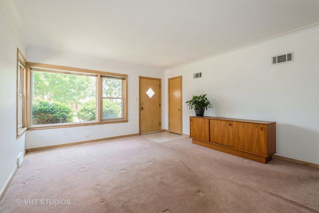 7430 Keeler Avenue, Skokie, IL 60076